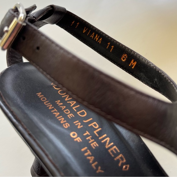 Donald J Pliner Couture Viana Sandal T-Strap Metallic Leather Kitten Heel Size 6 - Picture 7 of 8